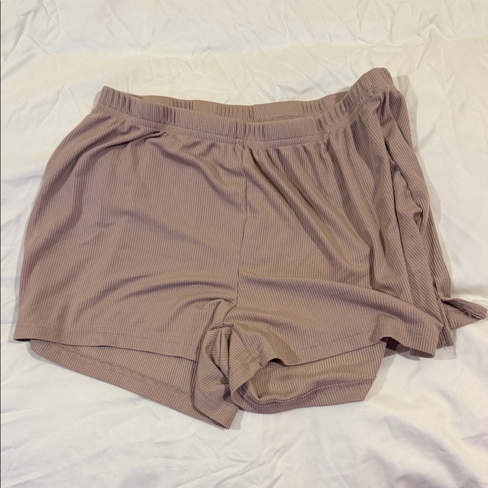 Nicole Miller Taupe Short-Sleeve Pajama Top with White Piping - Picture 7 of 8
